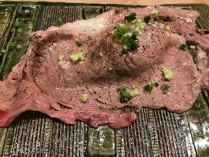 浜松、肉寿司