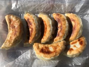 餃子の源さん