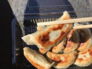 餃子の源さん