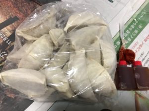 餃子、まるかわ
