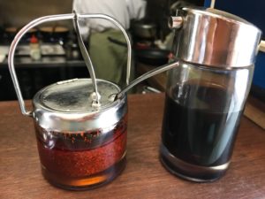 むつ菊、ラー油