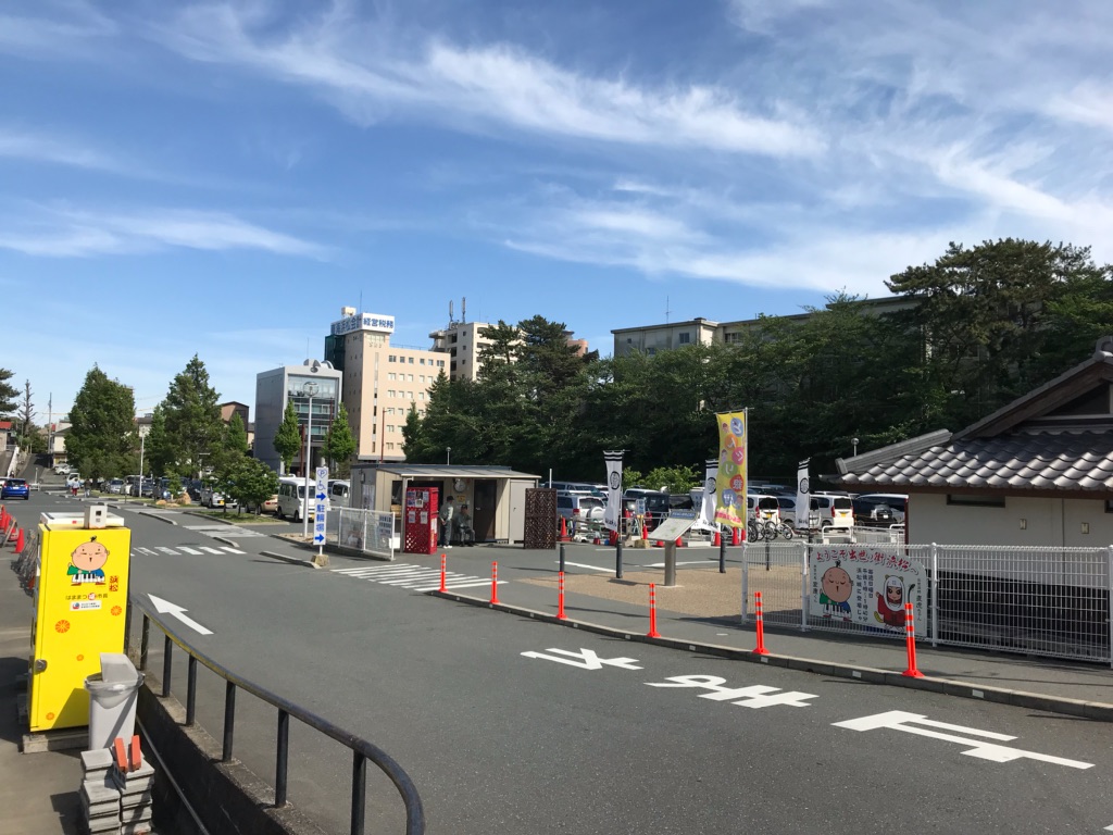 スターバックスコーヒー浜松城公園店、駐車場