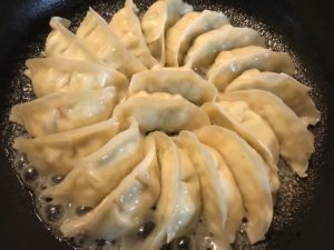 まっちゃん浜松餃子、作り方