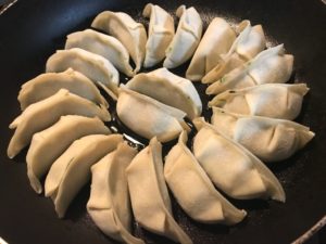 餃子のまるかわ